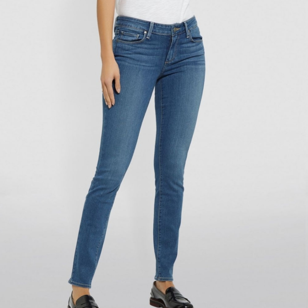 Paige skinny jeans size 26 blue Verdugo ultra  denim